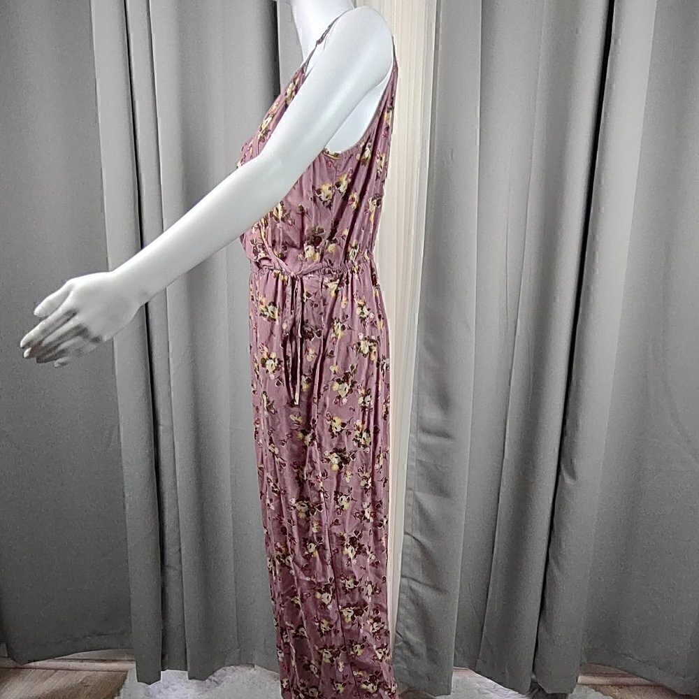 Xhilaration Mauve Floral Ruffle Strappy Cropped Wide Leg Jumpsuit Size Large - Picture 5 of 10